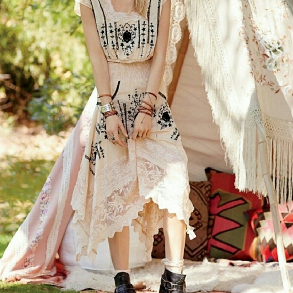 OFFER! Rare White Free People Dress